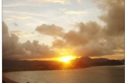椰風、藍天、白沙、碧海(1)。